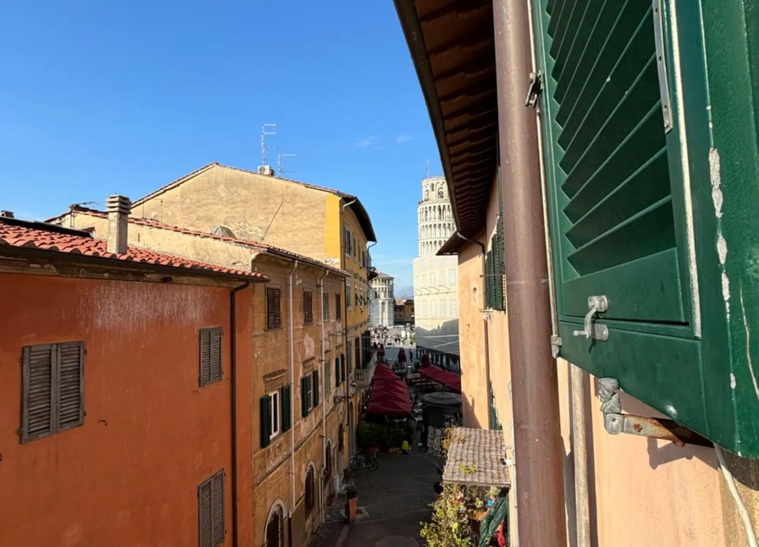 *** Bed & Breakfast Window To The Tower Bed and Breakfast Pisa Italië