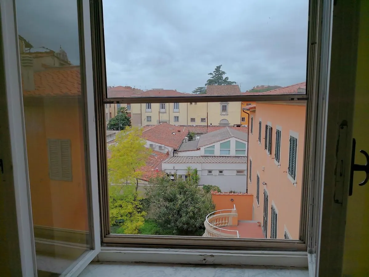 *** Bed & Breakfast Window To The Tower Bed and Breakfast Pisa Italië