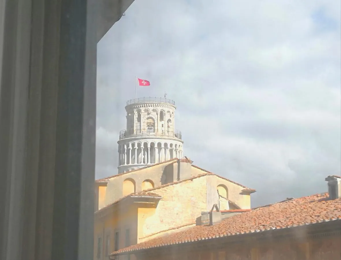 Bed & Breakfast Window To The Tower Bed and Breakfast Pisa