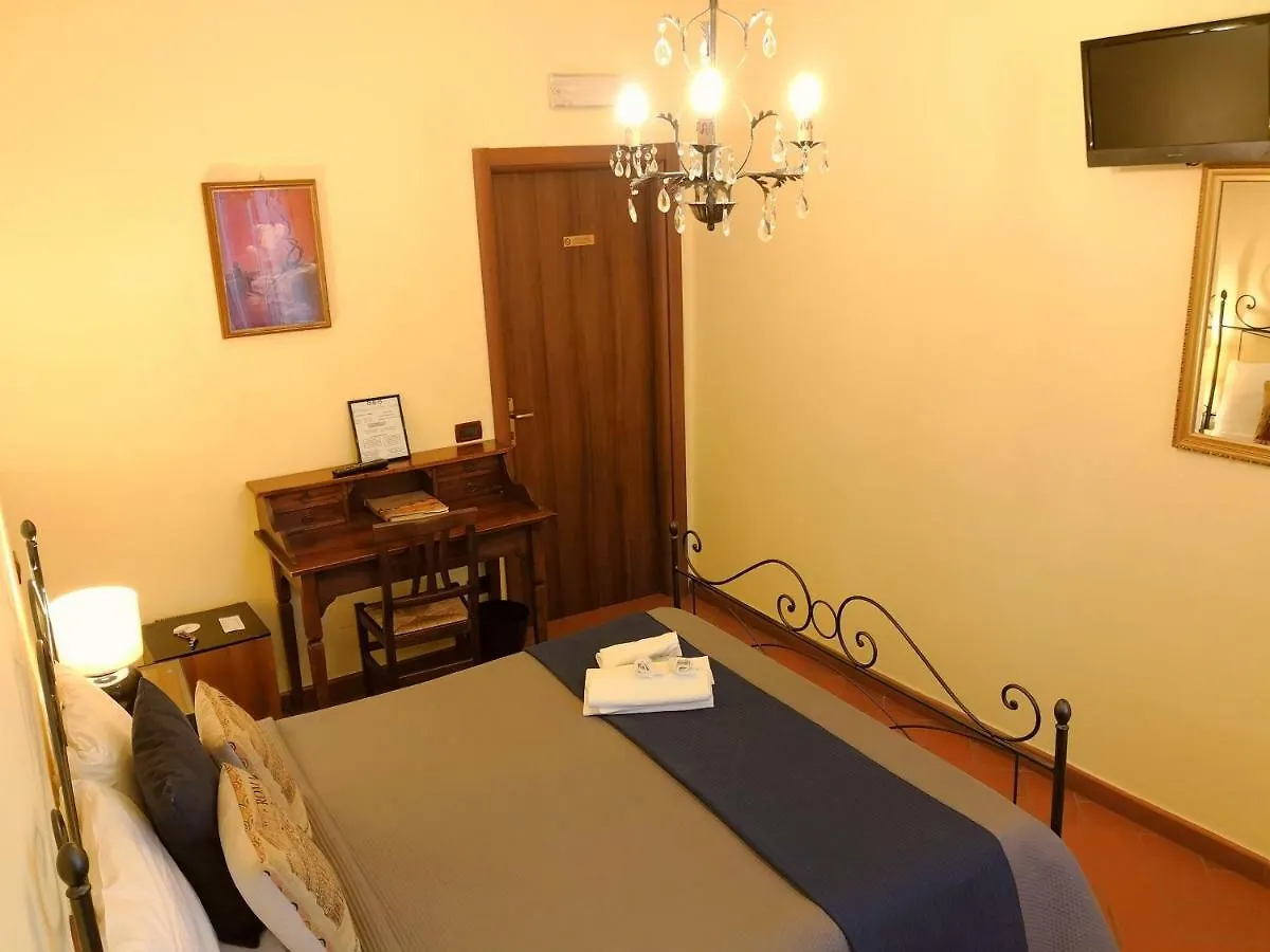 Window To The Tower Bed and Breakfast Pisa Bed & Breakfast